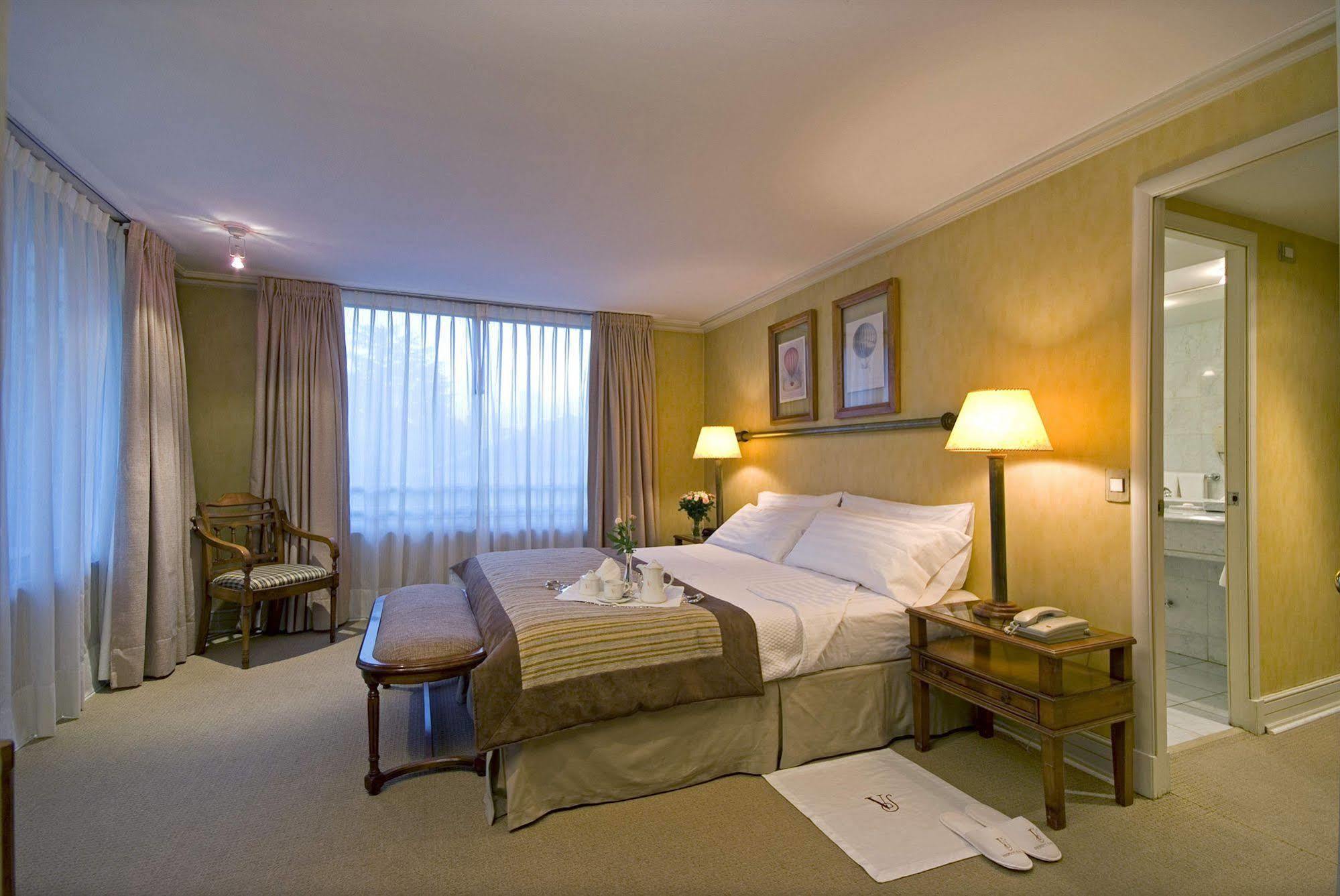 Hotel Vespucci Suites ซานติอาโก ภายนอก รูปภาพ